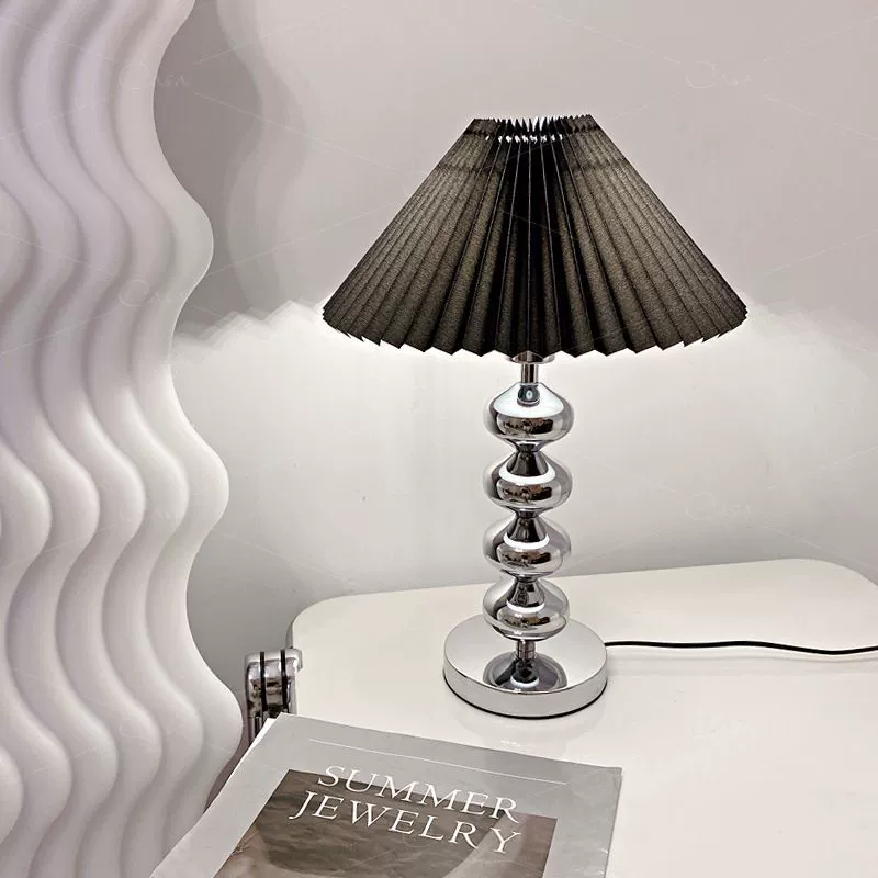 Atmospheric modern and minimalistic nail decoration for bed, night light, table lamp, high-quality style