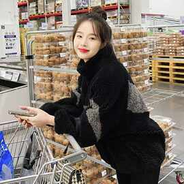 加厚加绒外套女冬季2025年新款仿羊羔毛拼色短款大衣宽松外套