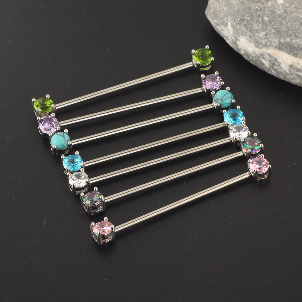 16G labret stud size and finish detail