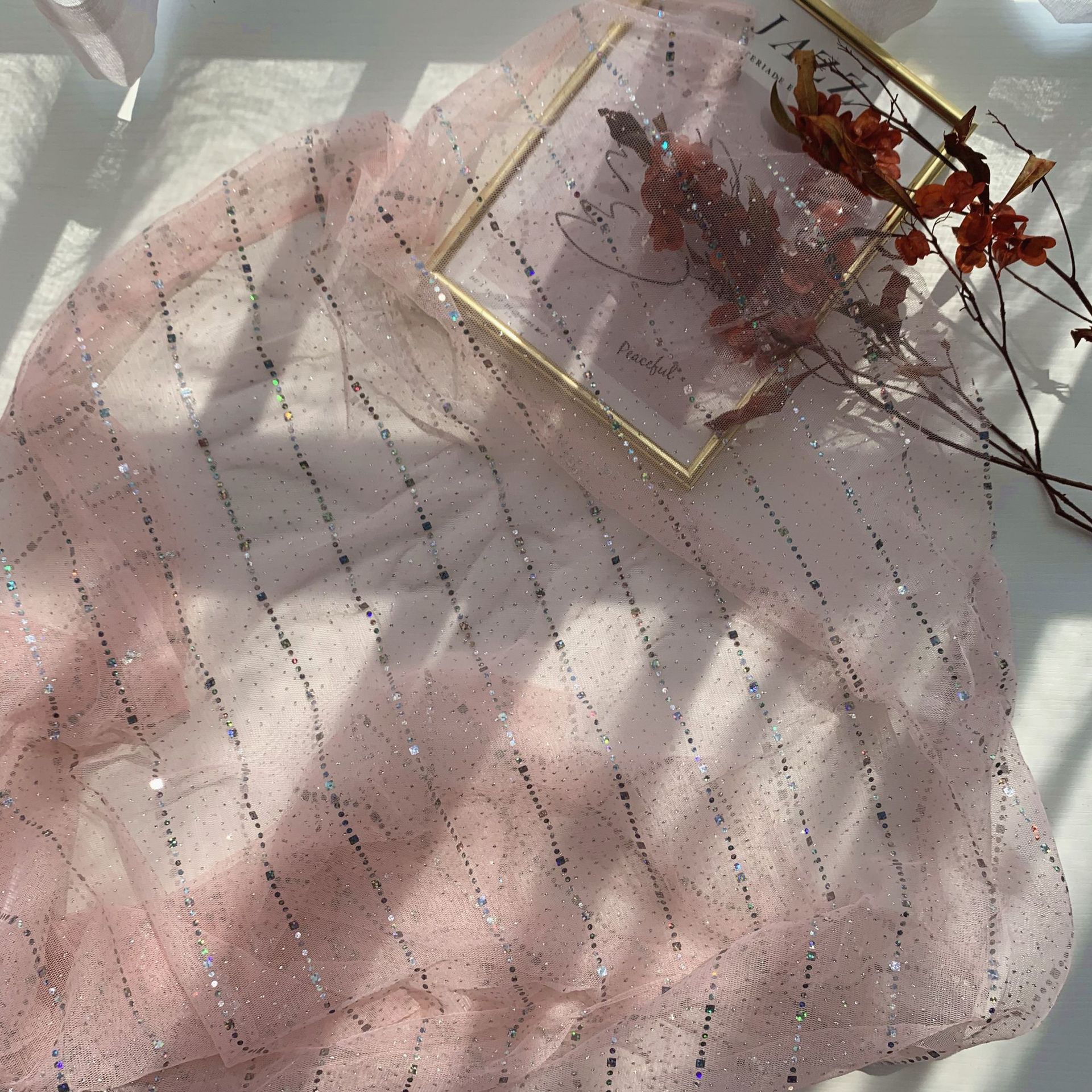 Paño de malla post-procesamiento de polvo de plata láser barra vertical malla de perforación hanfu Lolita tela de Mantel para niños