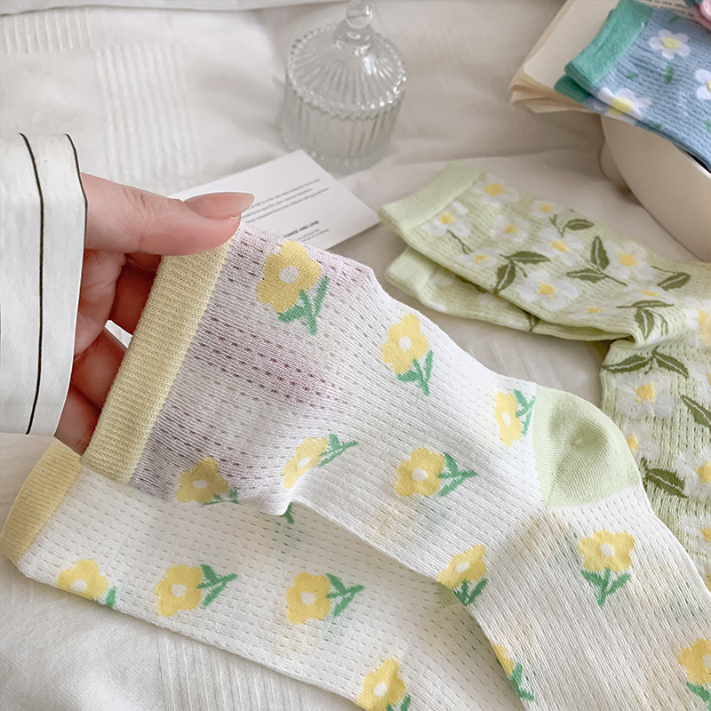 Zhuyan niños y niñas de verano mediano delgado calcetines de malla de flores transpirables calcetines de pila de calcetines de primavera y verano sin hueso al por mayor