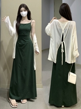 夏天搭配一整套女大码微胖mm时尚度假风防晒开衫吊带连衣裙两件套