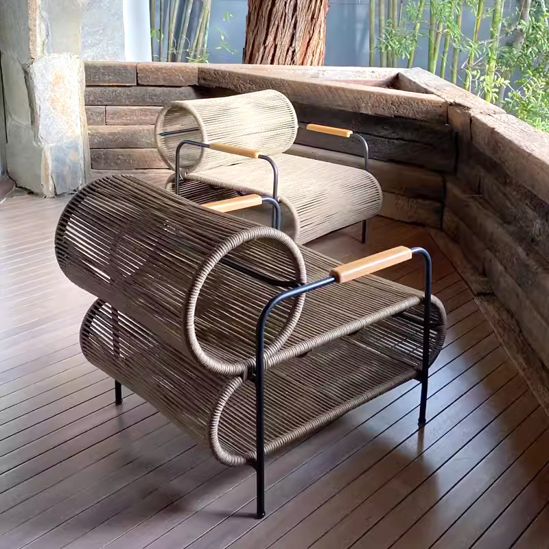 Sillón de ratán al aire libre, patio al aire libre, jardín, mesa de centro de ocio, combinación de casa de familia, cafetería, villa, muebles de balcón