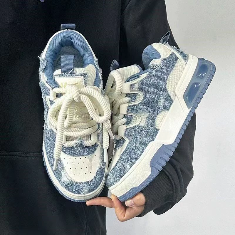 Тонкая морская соль синяя толстая подошва маленькая белая обувь 2024 весна и лето новая дикая доска оригинальная дофаминовая повседневная обувь для детей