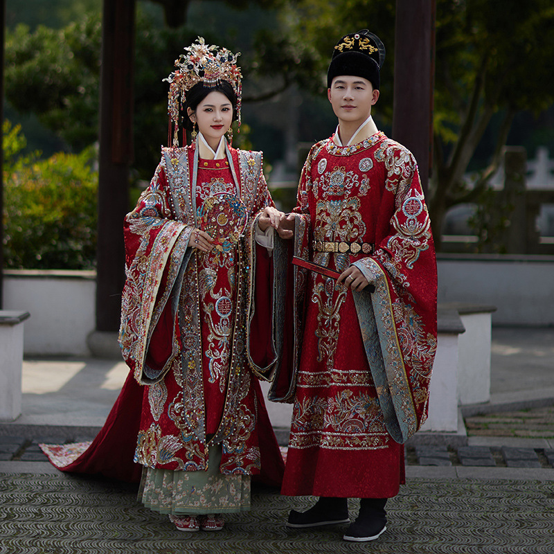 2026 Hanfu Wedding Dress Bride Traditional Chinese Wedding Attire Phoenix Crown and Robe Wedding Dress Dragon and Phoenix Gown New Chinese Style Wedding 2026 Hanfu Wedding Dress Bride Traditional Chinese Wedding Attire Phoenix Crown and Robe Wedding Dress Dragon and Phoenix Gown New Chinese Style Wedding