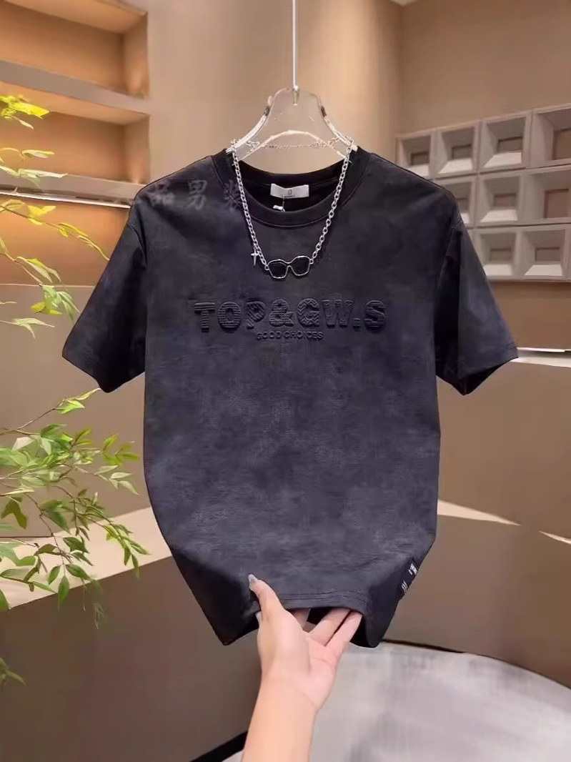 Camiseta de manga corta para hombres de verano, seda de hielo transpirable, nuevo estilo retro jacquard casual, suelto, versátil, cuello redondo, chaqueta de moda