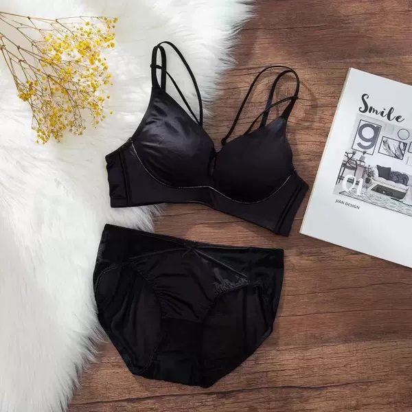 Black set