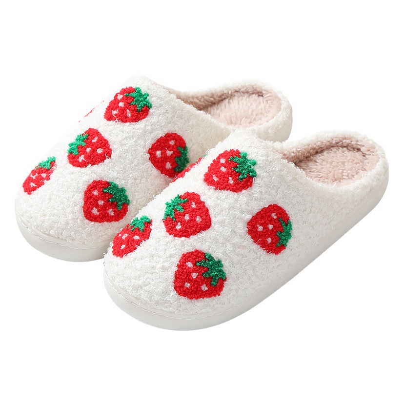 Zapatillas de algodón de fresa de casa de invierno al por mayor Zapatillas de felpa calientes de las mujeres casa interior antideslizante casa pareja
