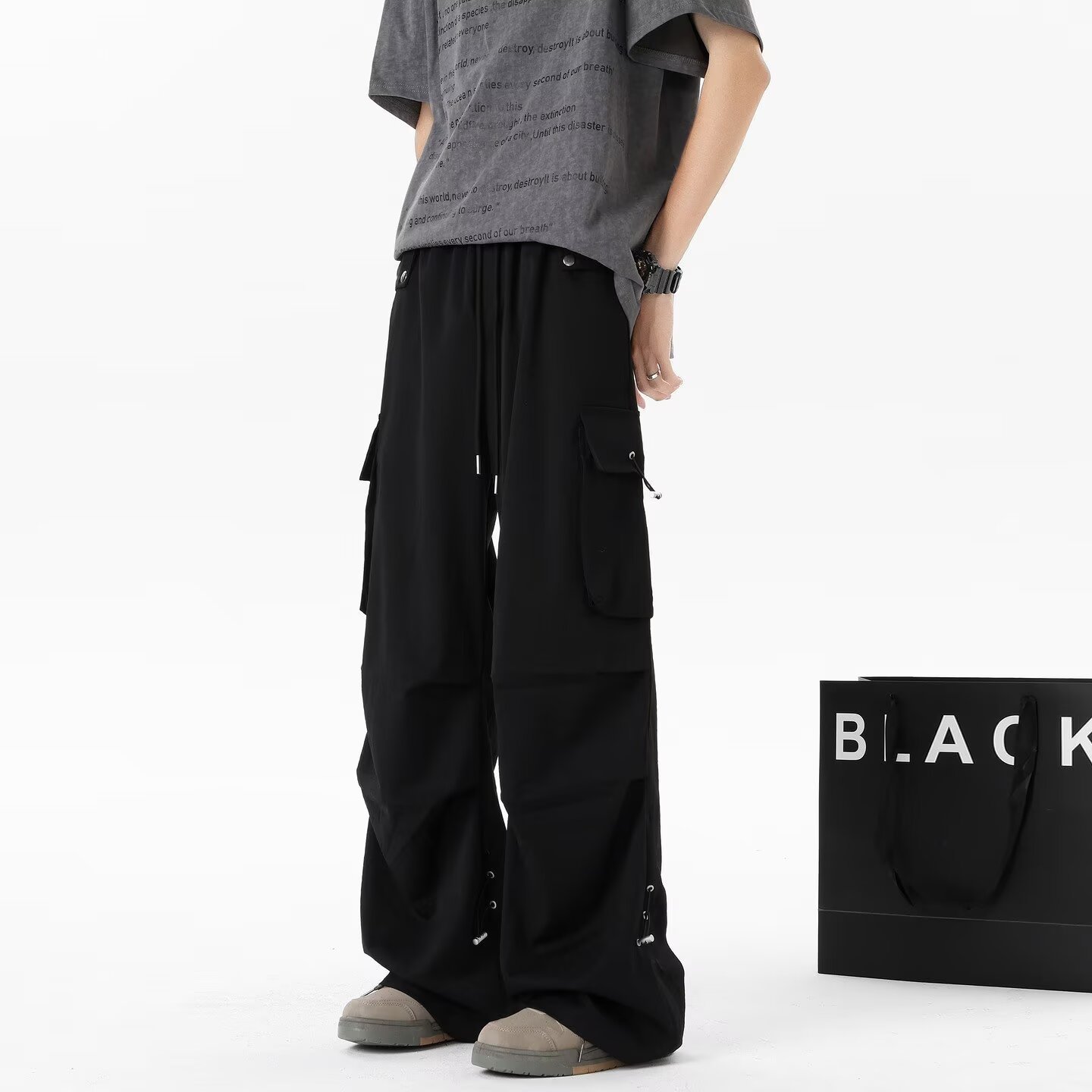 Black Cargo Pants for Men, Autumn and Winter New American High Street Style, Handsome Windproof Waterproof Hiking Fleece-Lined Straight-Leg Softshell Pants Trendy