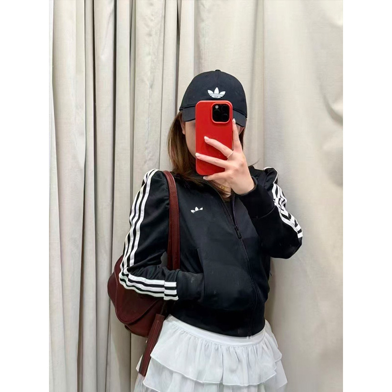 Three-leaf trendy brand three-stripe short sweatshirt jacket for women, 2026 new spring and autumn baseball jacket, sporty early autumn outfit