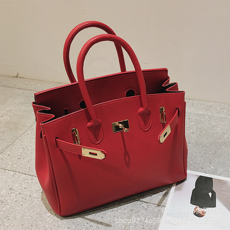 Cross-Border Fashion Hot-Selling Large Handbag for Women 2026 New Trendy Red Wedding Bag Large Capacity Crossbody Tote Bag