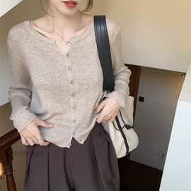 秋冬新款V领针织衫女薄款长袖纯色短款外搭修身毛衣开衫外套上衣