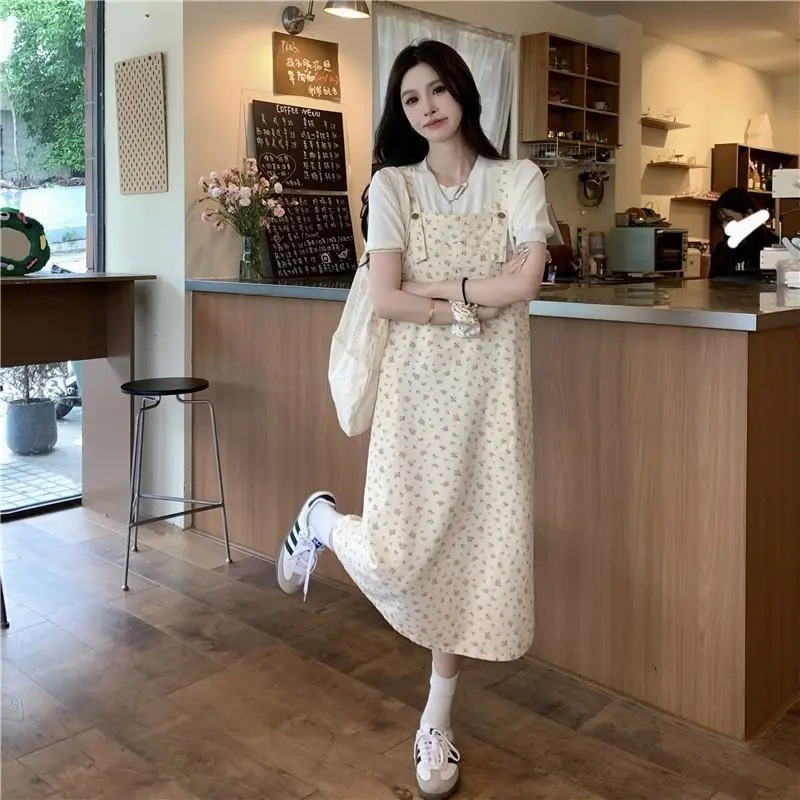 小清新碎花牛仔背带裙女夏季时尚减龄小个子宽松显瘦吊带连衣长裙