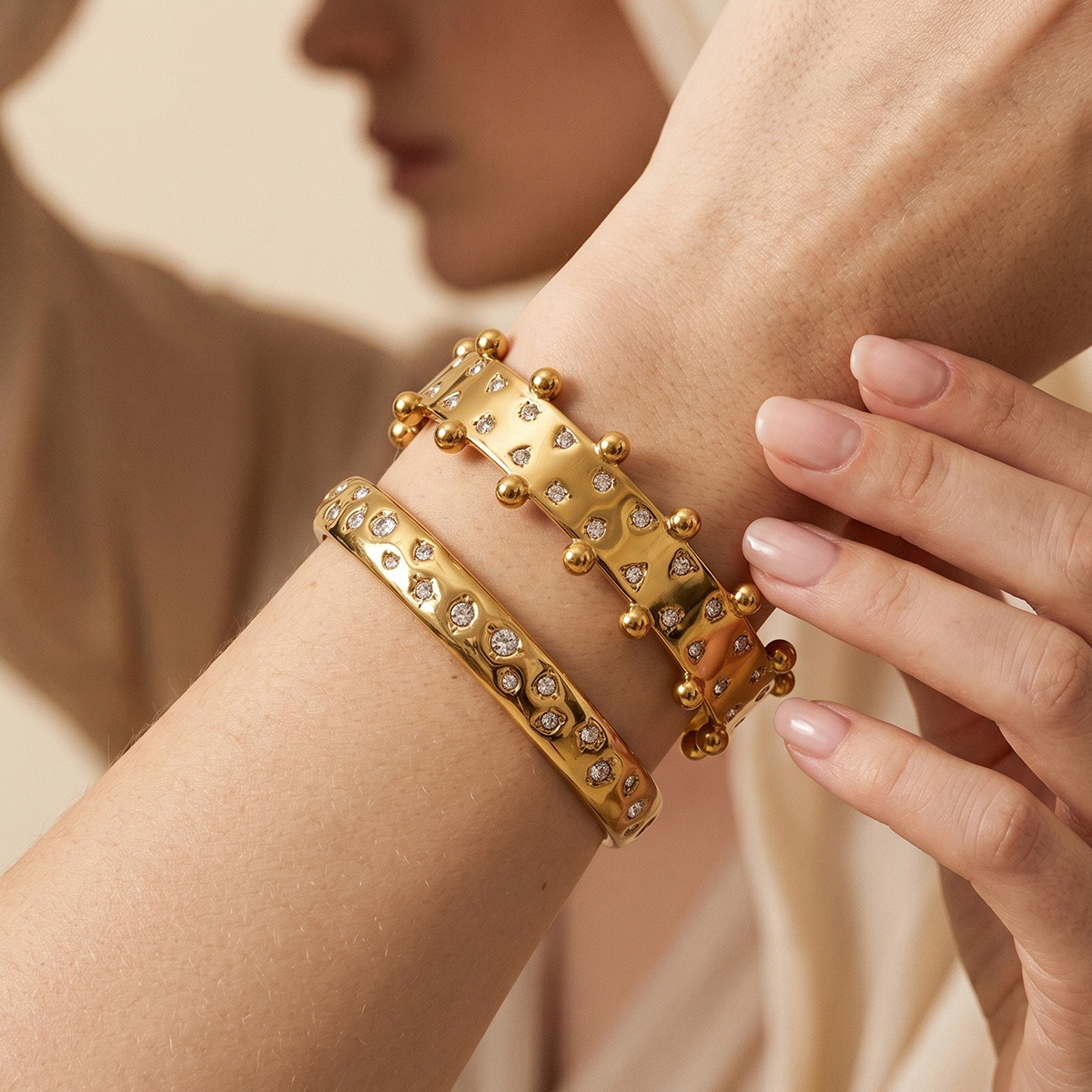 Alta Europa y los Estados Unidos de acero inoxidable diamante brazalete estrella de alto nivel nicho de acero titanio imitación de anillo de perla joyería