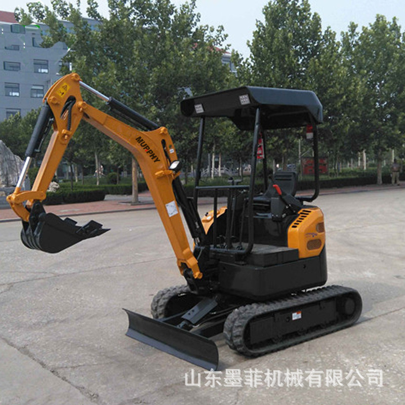 新疆供应20履带挖掘机厂家直销农用果园室内破碎多功能挖机