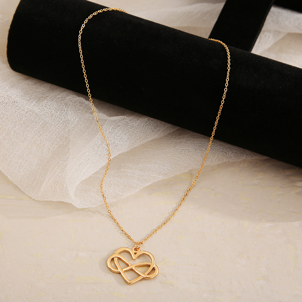 Simple Style Heart Shape Alloy Plating Pendant Necklace