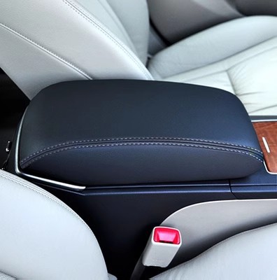 Armrest box pad – Toyota Camry 2006-2011 - black