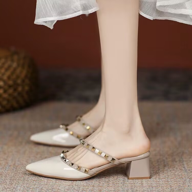 Ventas transfronterizas de remaches metálicos puntuales zapatos de talón grueso verano al aire libre usa moda europea y americana sexy zapatillas de talón alto image 2