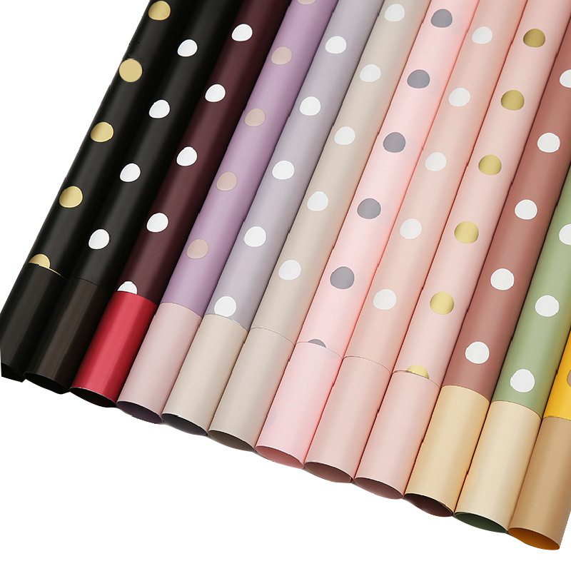 Flower Party Factory Nuevo papel de embalaje de flores de lunares Florería Papel de embalaje de ramo Caja de regalo impermeable Papel de embalaje