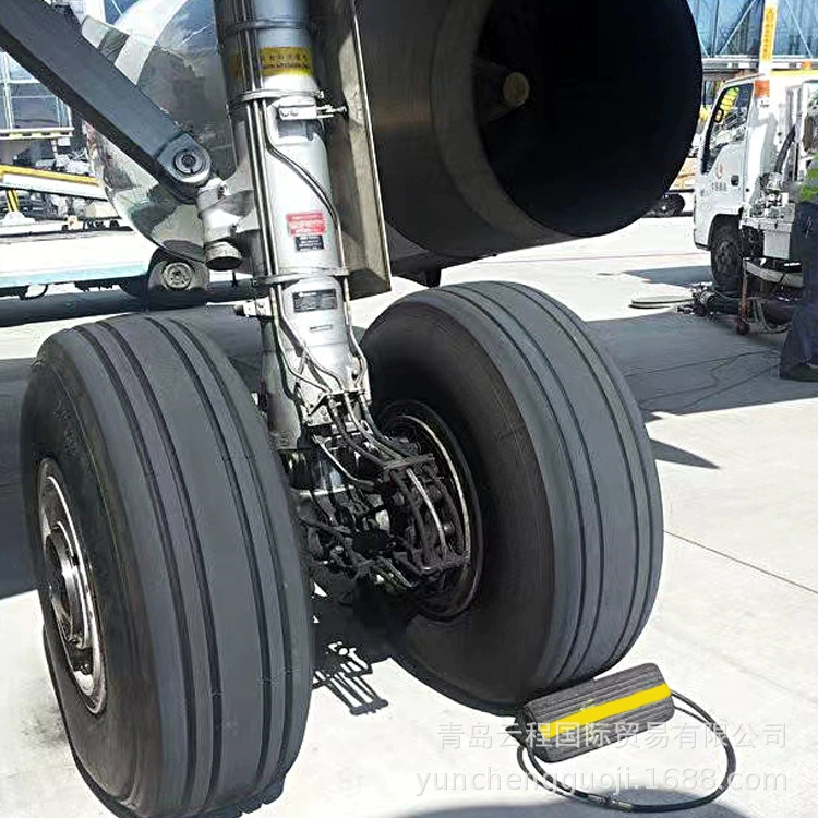 Резиновые противооткатные упоры для самолетов, противоскользящие резиновые блоки для аэропортов, большой объем, удобная длина, регулируемые