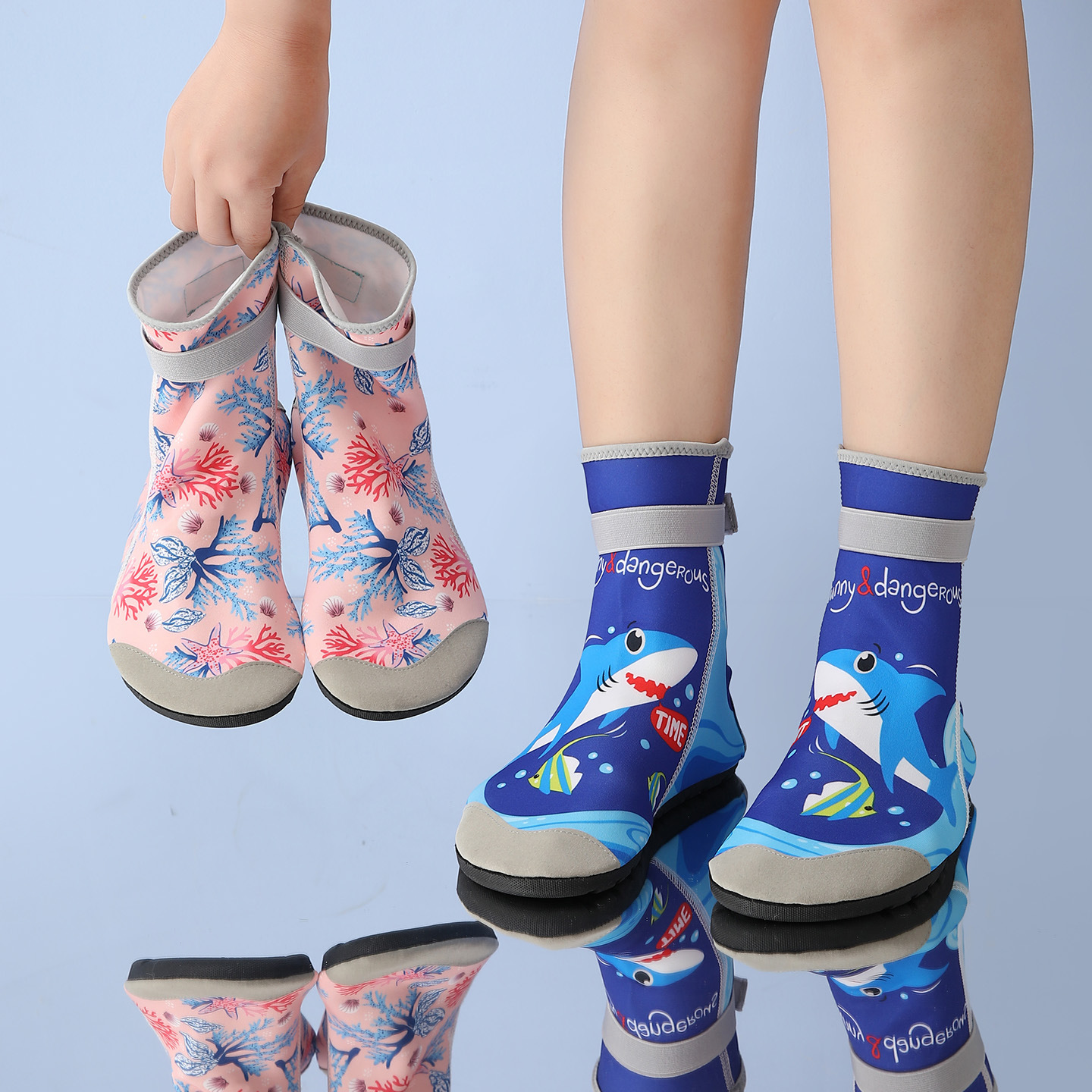 High-top beach shoes, beach socks, children's and adults' river tracing shoes, swimming, diving, snorkeling shoes, men's and women's beach shoes and socks