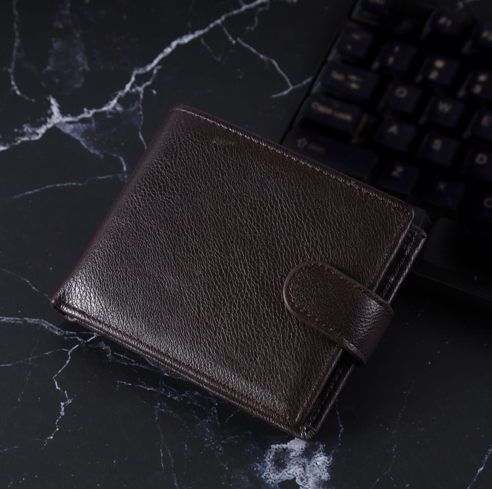 Men's Wallet Image 5