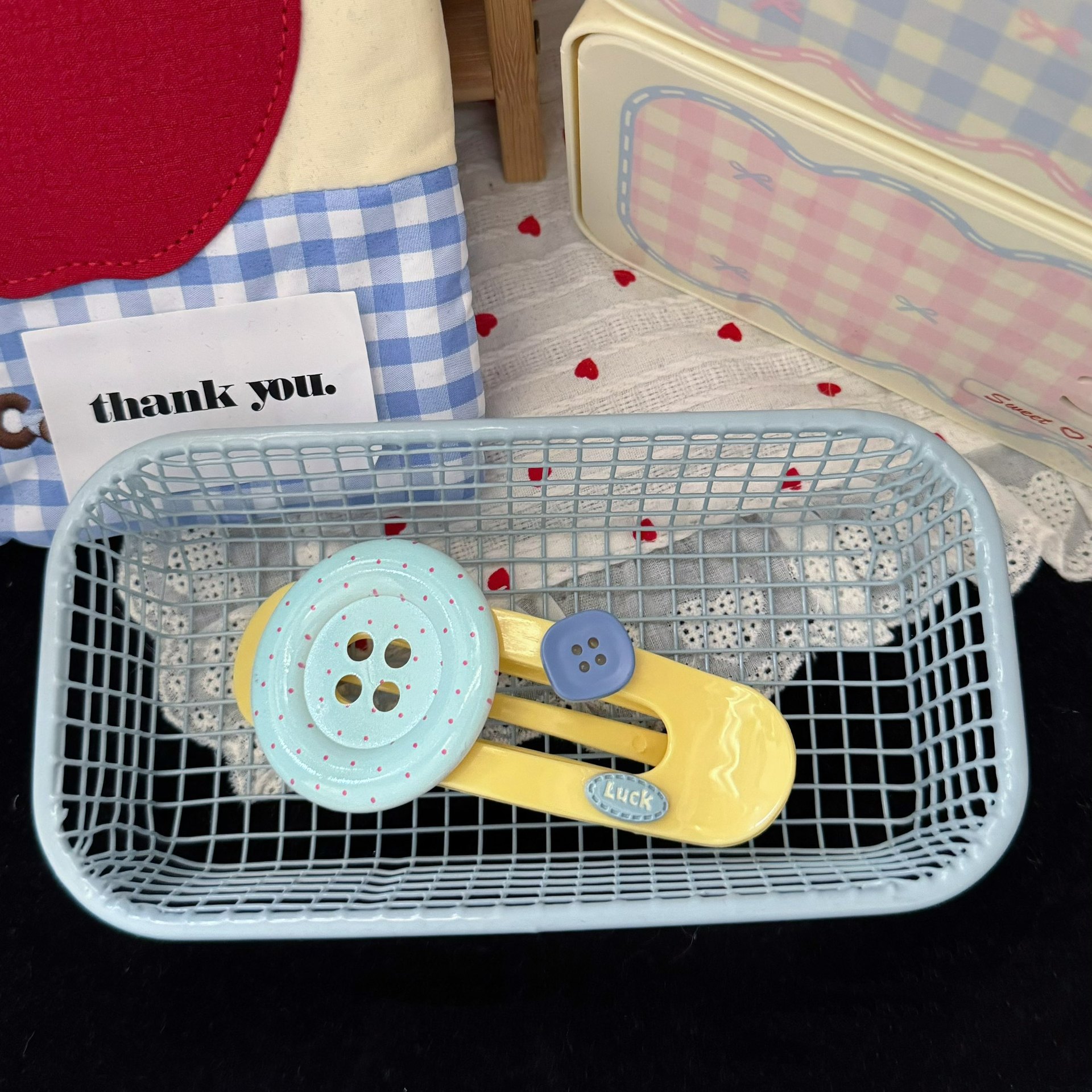 Yellow Button Color Code Dopamine-inspired, oversized button-shaped star and oval hair clips ...