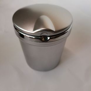 Car Ashtray Creative Internet Celebrity Personalized Men's Trendy Car Ashtray with Light Ceramic Liner