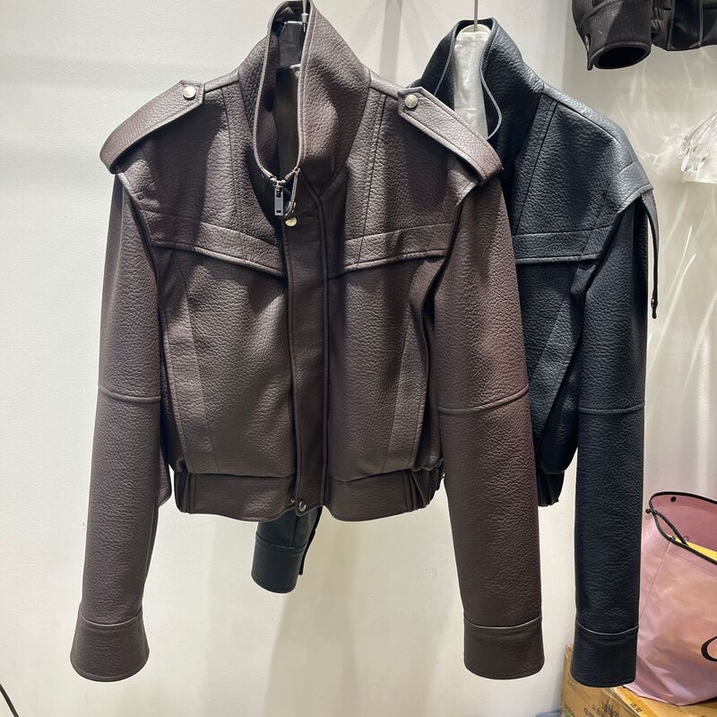 Retro shoulder-padded stand-up collar short leather jacket for women, new autumn style, high-waisted slim-fit PU aviator jacket for petite figures Retro shoulder-padded stand-up collar short leather jacket for women, new autumn style, high-waisted slim-fit PU aviator jacket for petite figures