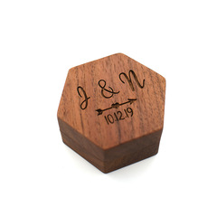 Black walnut wood jewelry box flip box wedding ring box jewelry earrings pendant box jewelry box engraving manufacturer