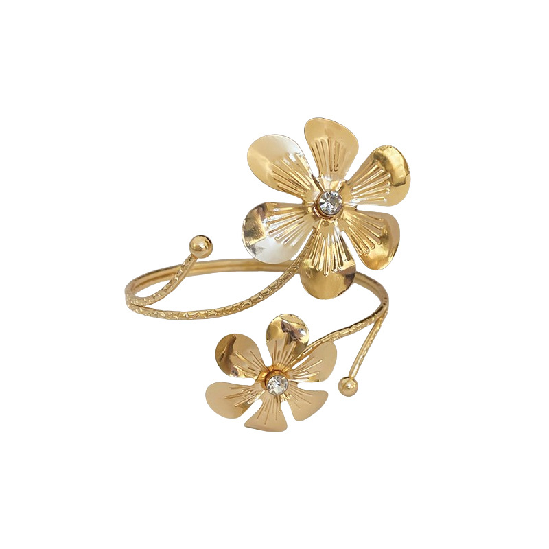 Brazalete abierto de hojas de flores de múltiples capas de viento frío, pulsera de todo fósforo de personalidad de alta gama, brazalete de estilo explosivo de lujo ligero europeo y americano