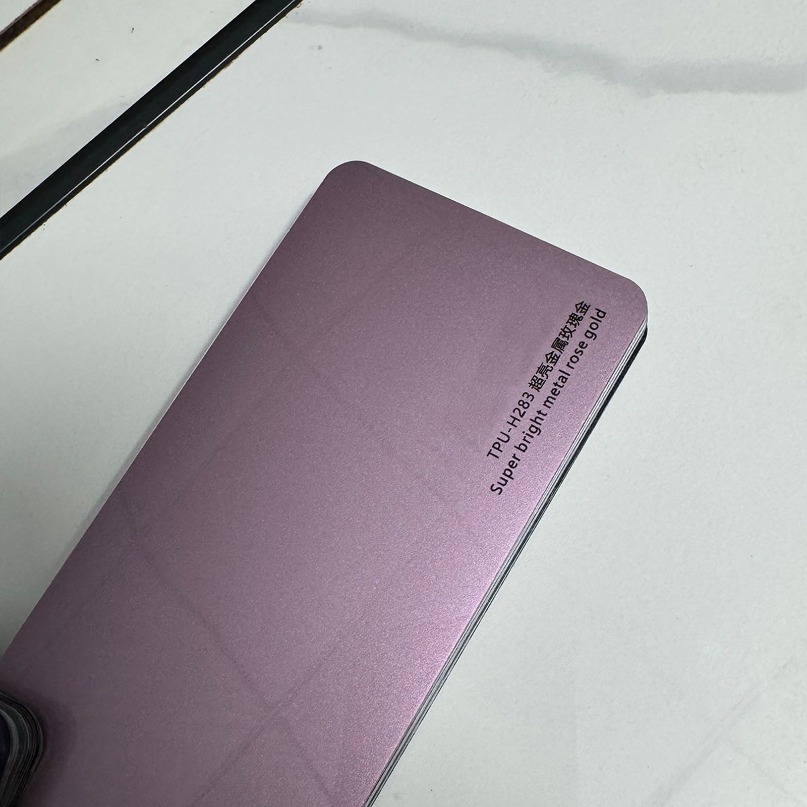 Film Ice River Blue: Tesla Car paint protective film - tpu-super-bright-metallic-rose-gold-tesla-cybertruck-dedicated-car-cutting