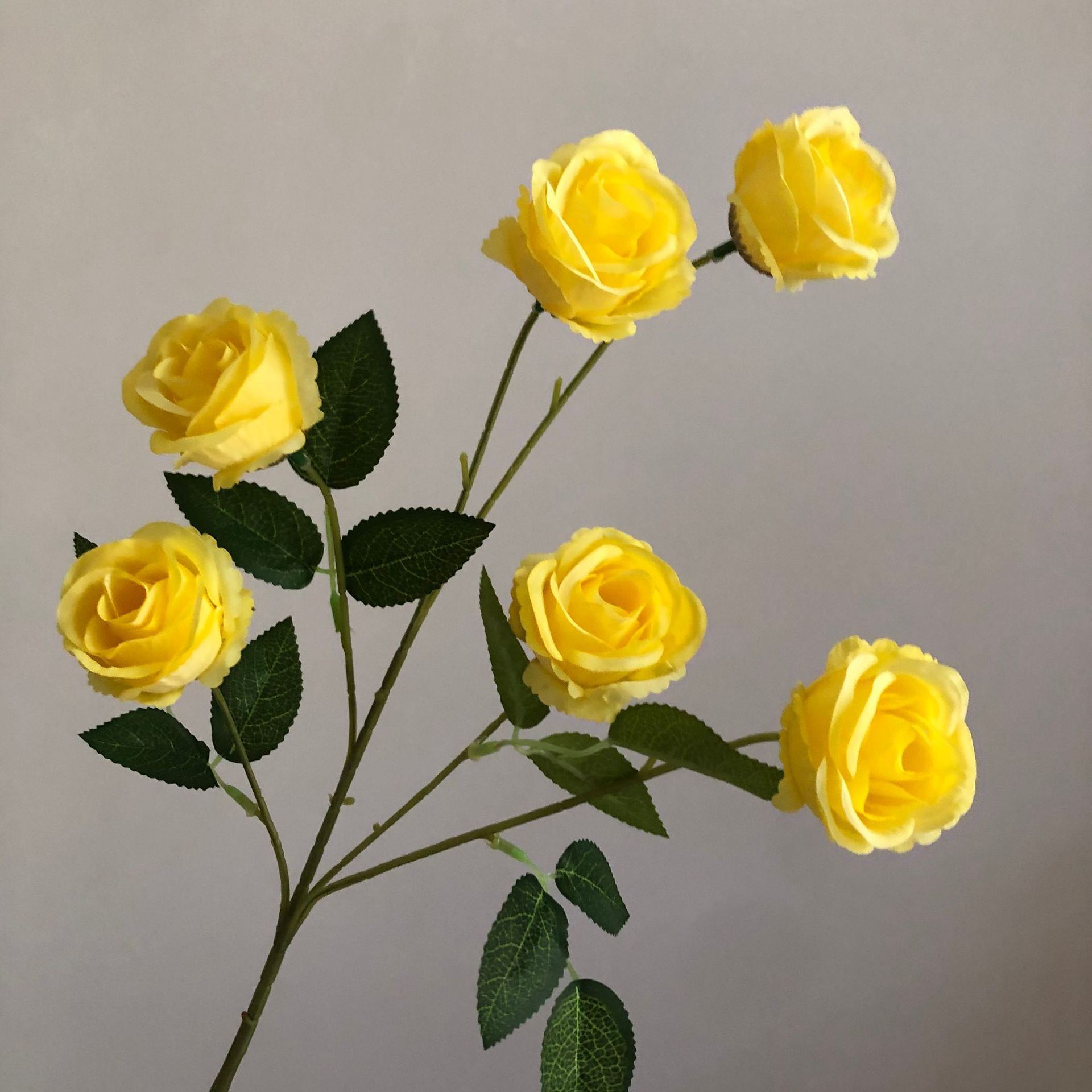 노란색
