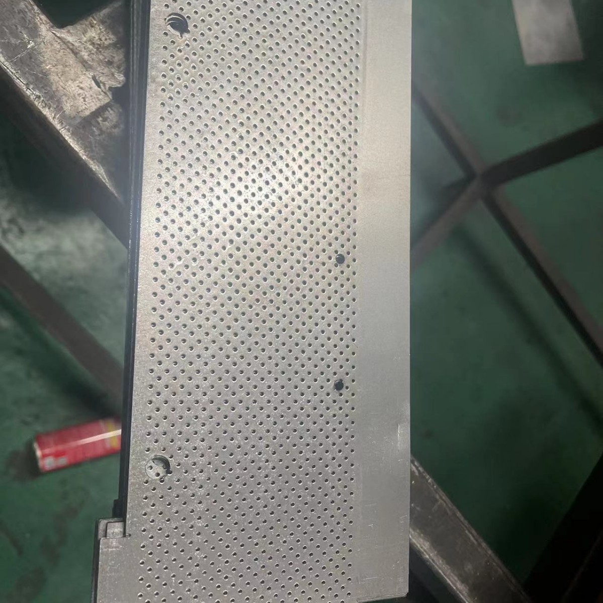 微孔不锈钢冲孔板 图纸要求不锈钢孔板 机械上使用通风冲孔网带孔