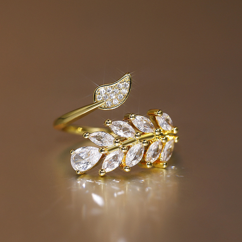 Sparkling Zircon Leaf Ring For Women Adjustable Open Design_voghion.com