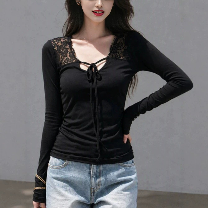 Spicy girl style lace patchwork long-sleeve top for women, V-neck, tie-detailed, ruched, slim-fit, stylish blouse Spicy girl style lace patchwork long-sleeve top for women, V-neck, tie-detailed, ruched, slim-fit, stylish blouse