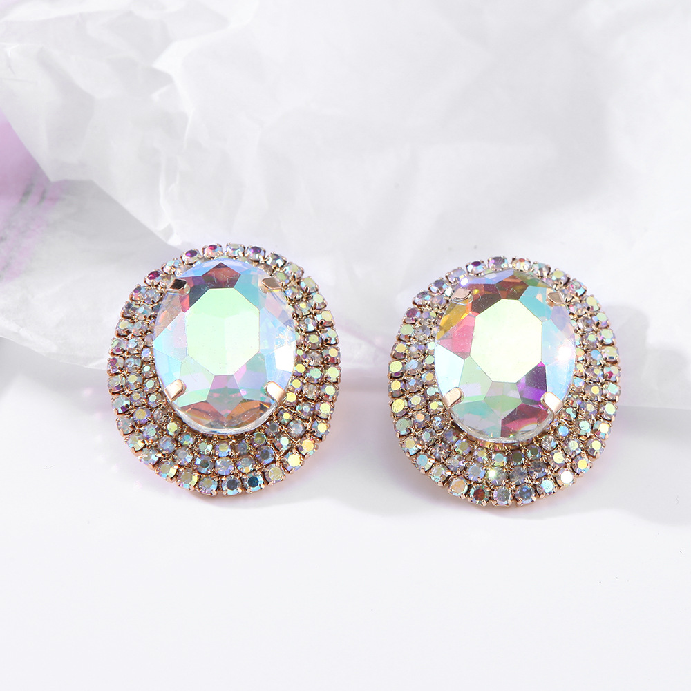26g Weight 0.03µm Gold Plating Thickness Electroplated Gold Plating Process Alloy Ear Needle Material Golden Plated Plating Material Rhinestones Inlay Material Ear Studs Classification 1 Pair Fashion Oval Metal Inlay Zircon Women's Ear Studs