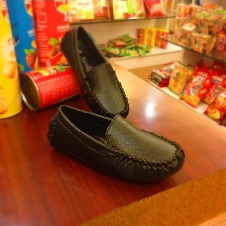 新款童鞋儿童豆豆鞋男童女童中性皮鞋韩版单鞋工厂一件代发2