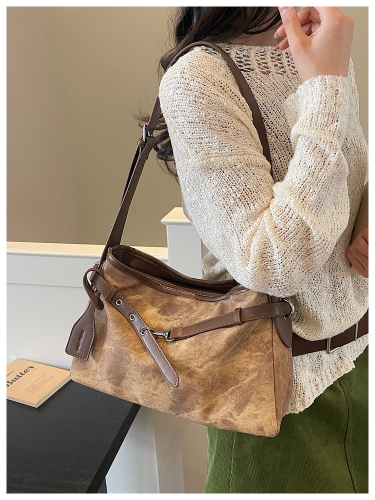 Borsa a spalla minimalista in camoscio elegante per donna_voghion.com