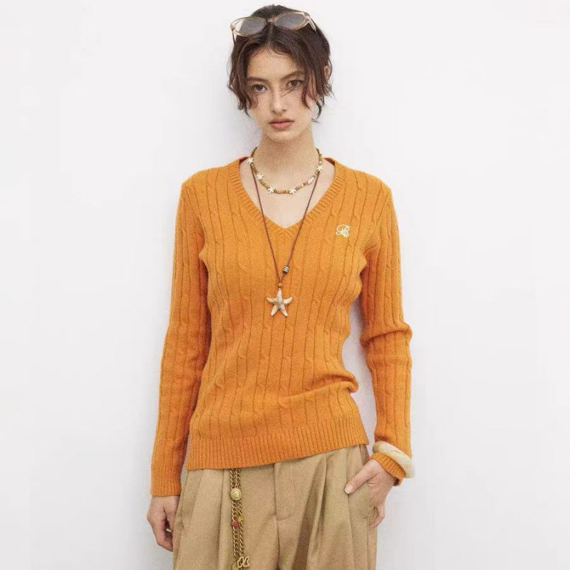 2025 New Autumn and Winter Orange V Neck Twist Knitwear Women's Autumn Korean Casual Slimming Look Long-Sleeved Knitwear