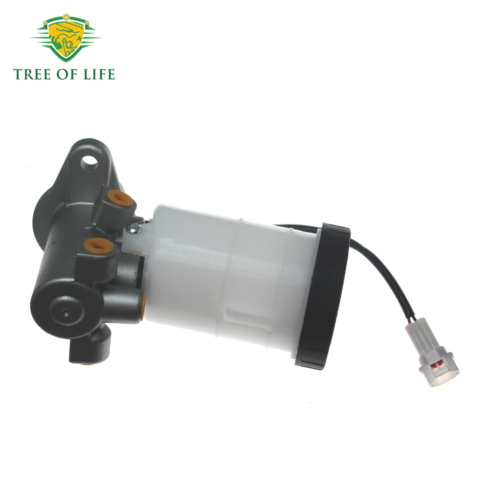 51100-65D00 is suitable for Suzuki's new brake master cylinder with fluid reservoir and sensor