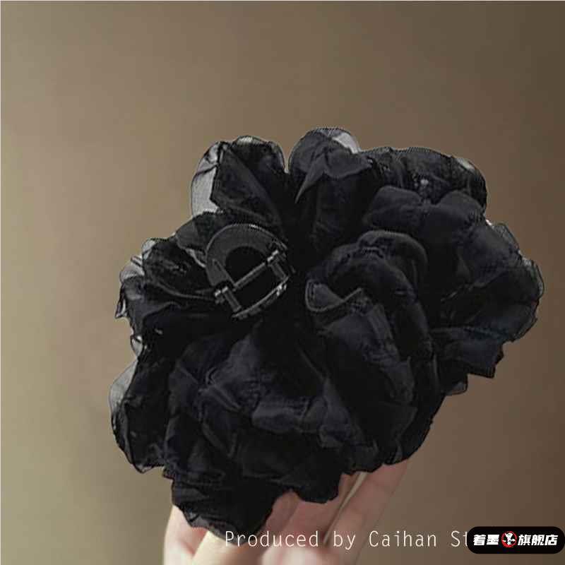 Lace bubble one black clip length 13cm