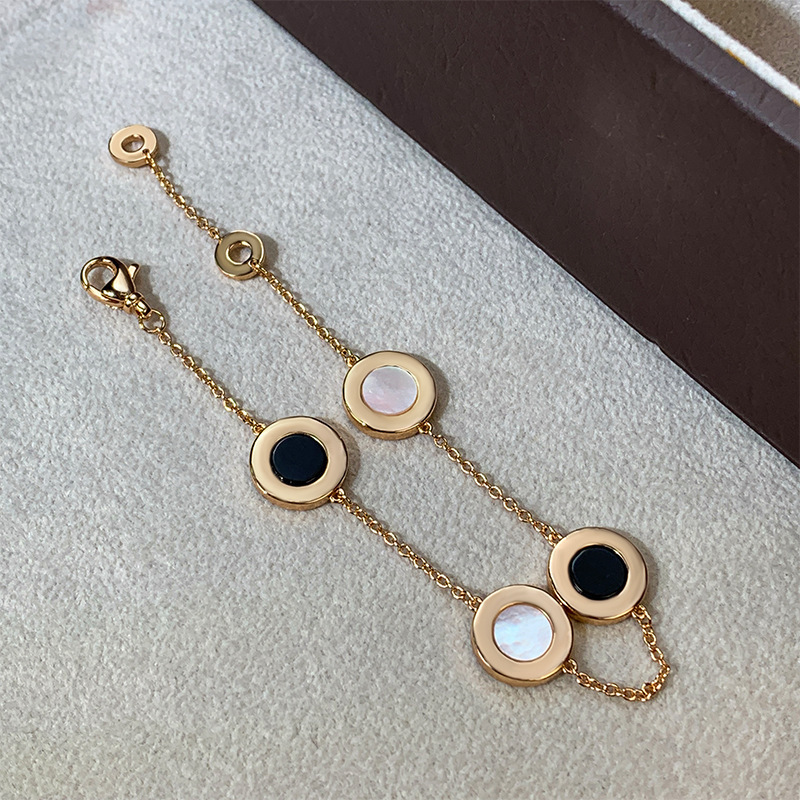 Big Brand Jewelry Baojia Bracelet Black and White Round Roman Light Luxury Niche Fashion Versatile Internet Celebrity Hot Style Mother-Of-Pearl