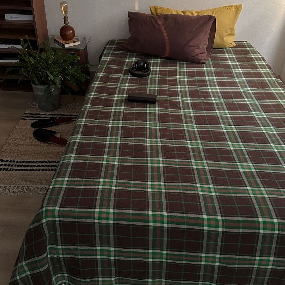 イン無地シンプルな純綿シングルピースベッドシーツ純綿シングルピースキルト 1.8 ボックスシーツマットレスプロテクターベッドカバー卸売