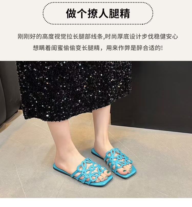 2025 nuevas zapatillas de playa casuales transfronterizas Nigeria Sudeste de Asia 3D calado fondo plano de una sola palabra zapatillas de mujer