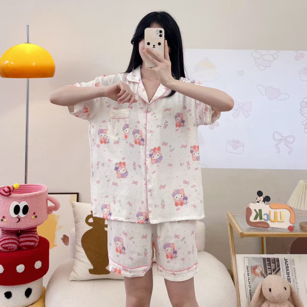 Pijamas de algodón de nube al por mayor transfronterizo para mujer nueva rebeca de verano solapa pantalones cortos de manga corta traje de servicio a domicilio dulce y lindo
