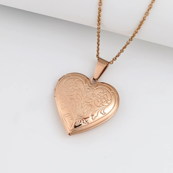Golden necklace heart shaped, 29x, pink gold