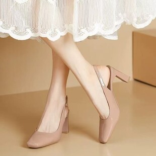 �����L��ɫ�ָ߸�Ь�ļ��⴩���К��|��ȹ�ӆ�ЬܛƤ����ЬŮ