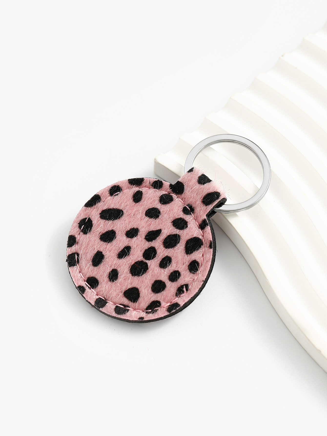 12g Weight Keychain Classification 1 Piece Quantity Daily Occasion PU Material Leopard Pattern Unisex Gender Casual Style Casual Leopard PU Unisex Keychain 5