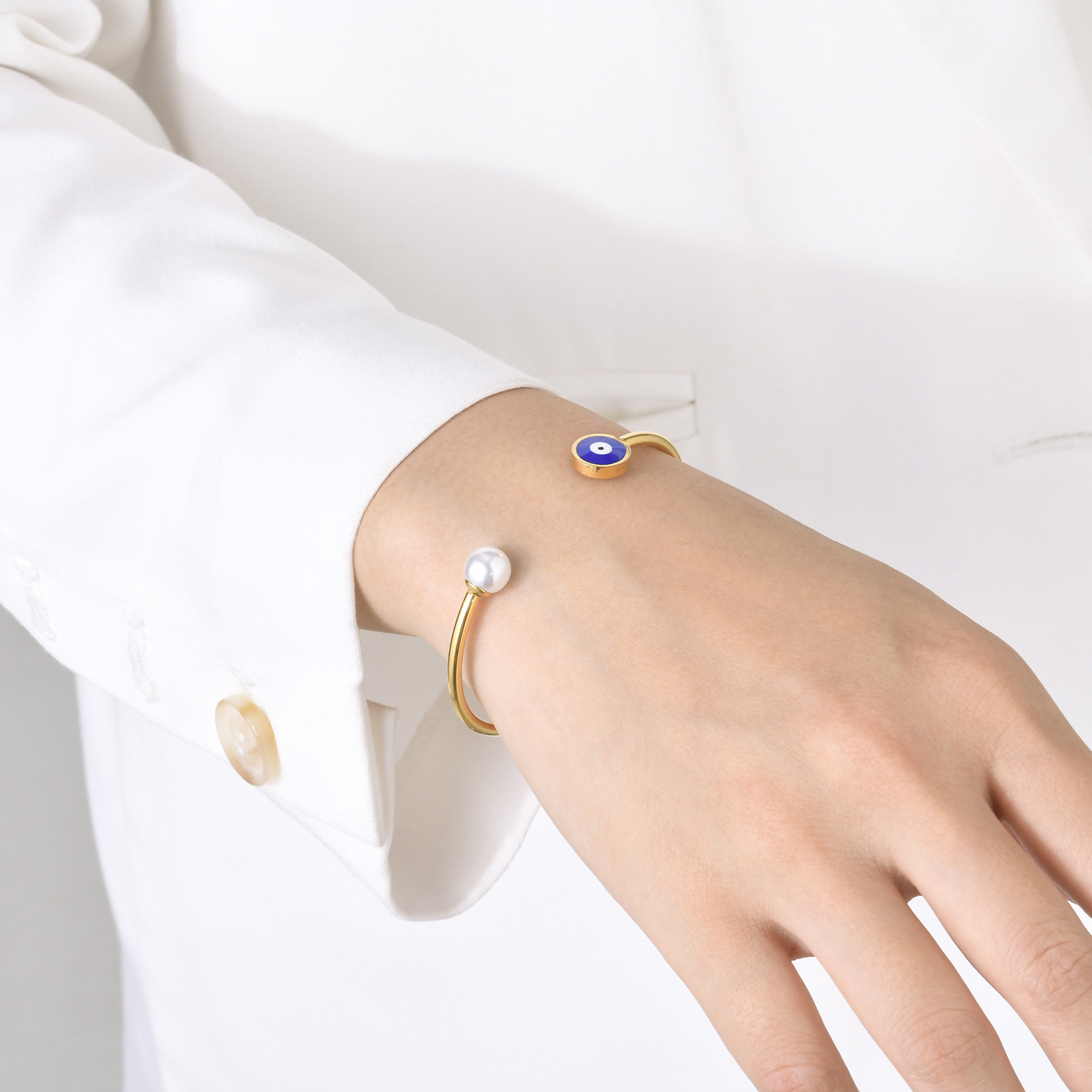 Fashion Devilu0027S Eye Stainless Steel Plating Inlay Pearl Bangle 1 Piece